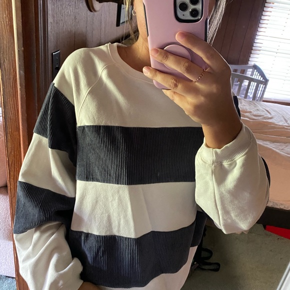 Boutique Cord Striped oversized Sweatshirt - Picture 2 of 7